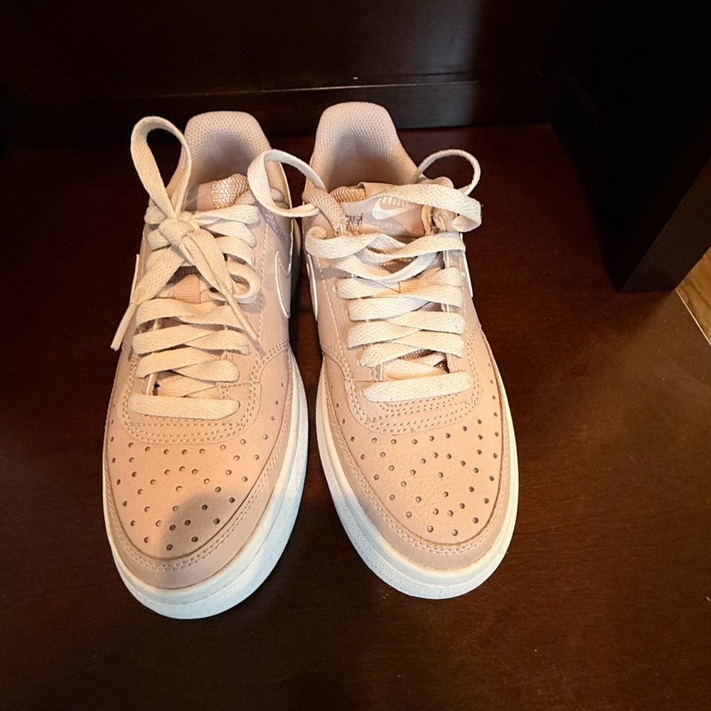 Nike Air Force 1 (Style DM0113-600)
Size US 6 (Women’s)